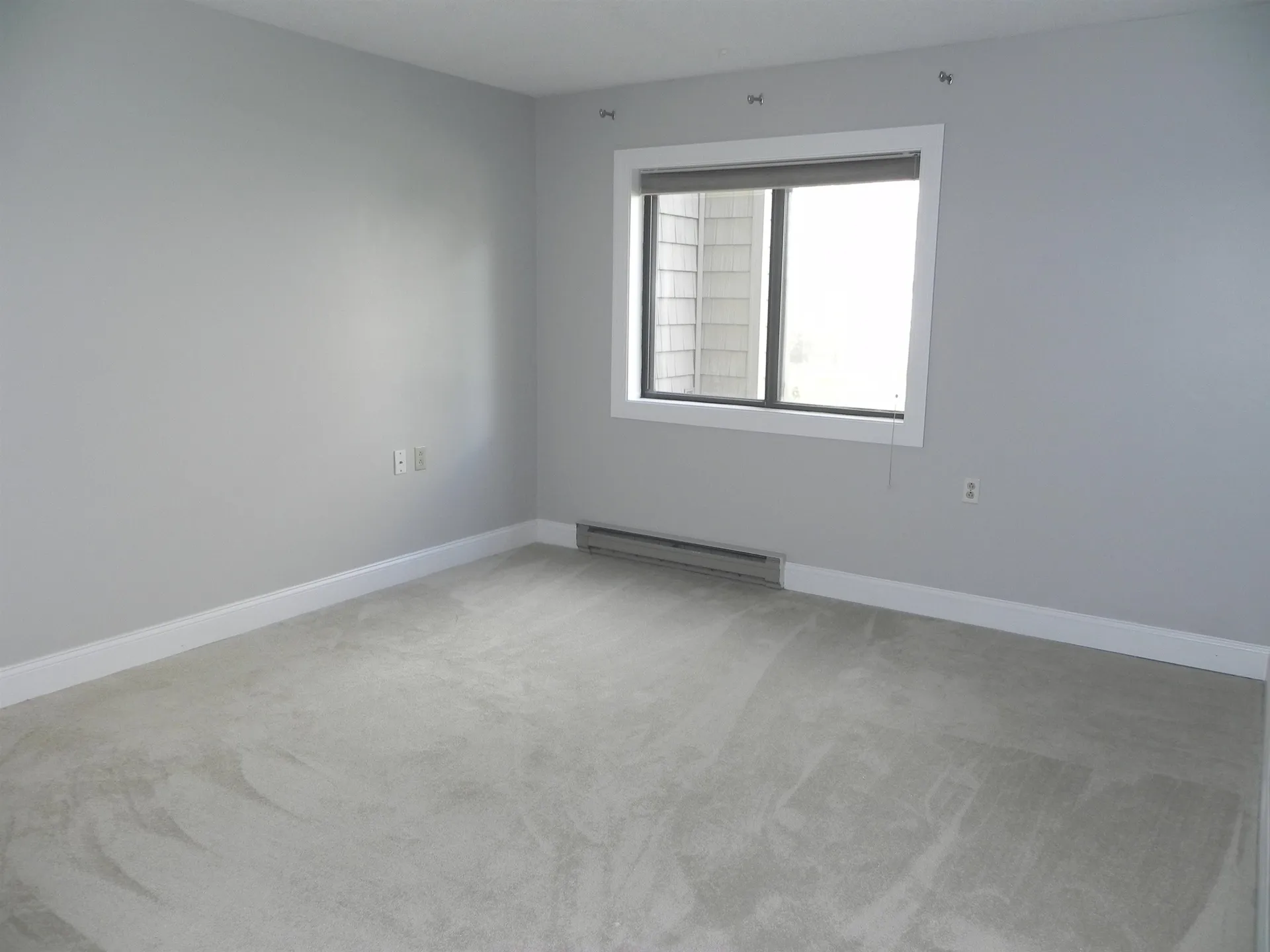 17 Hawthorne Circle South Burlington VT 05403