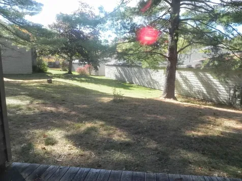 17 Hawthorne Circle South Burlington VT 05403