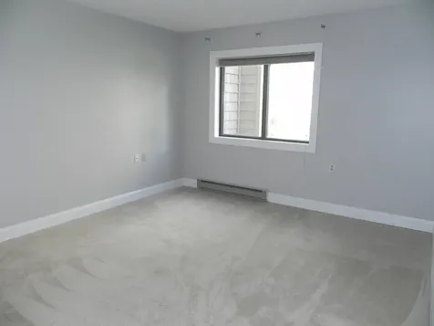 17 Hawthorne Circle South Burlington VT 05403