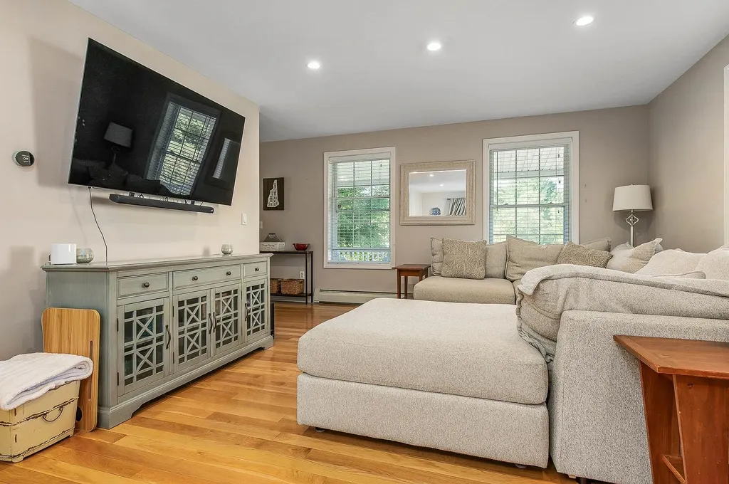 15 Evergreen Valley Drive Dover NH 03820