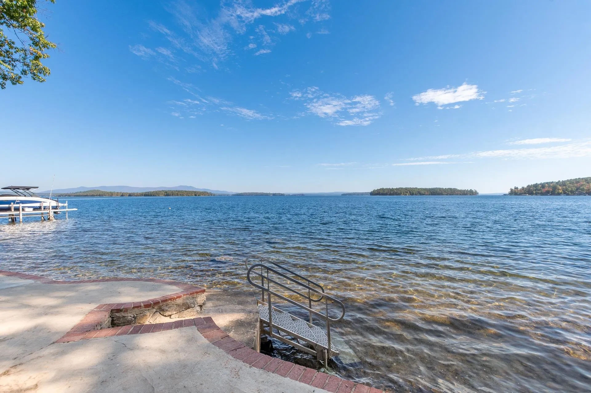 109 Dockham Shore Road Gilford NH 03249