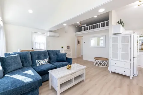 109 Dockham Shore Road Gilford NH 03249