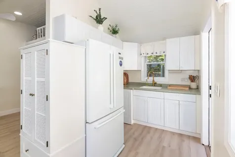 109 Dockham Shore Road Gilford NH 03249