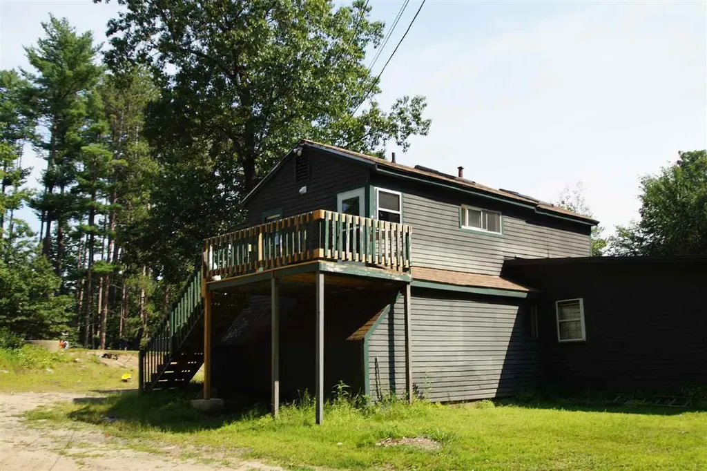 30 Coburn Street Salem NH 03079