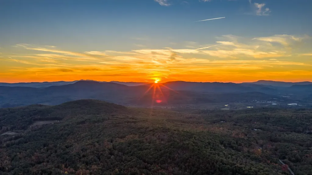 88 Perch Pond Road Holderness NH 03245