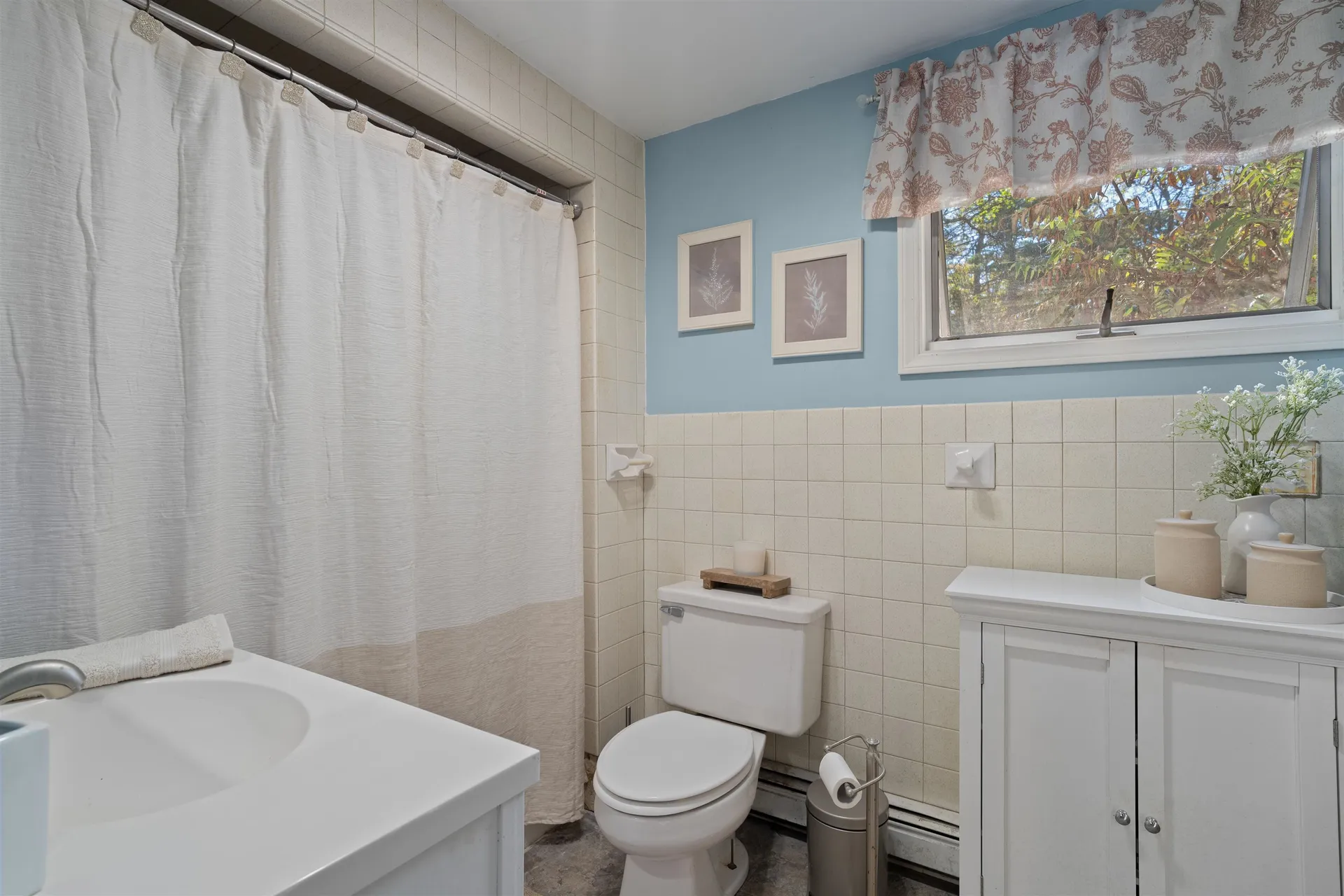 88 Perch Pond Road Holderness NH 03245