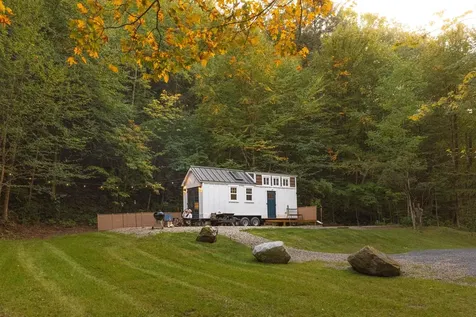 2053 Pikes Falls Road Jamaica VT 05343