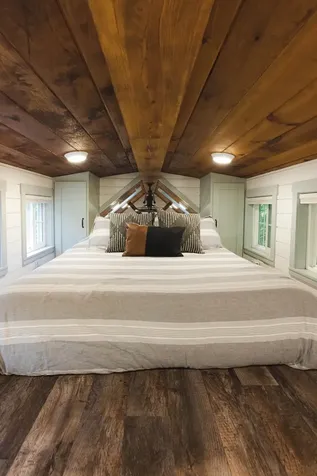 2053 Pikes Falls Road Jamaica VT 05343