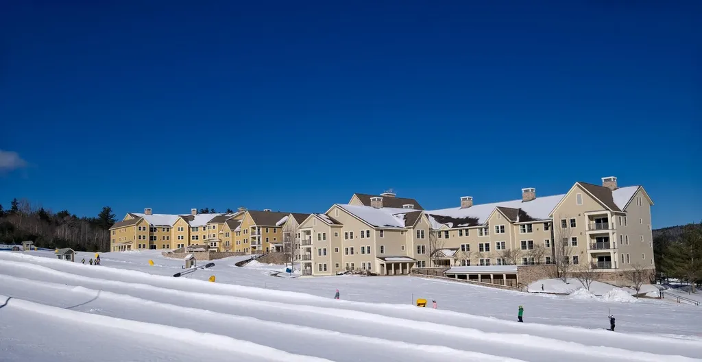 714/716 Qiii Jackson Gore Adams House Road Ludlow VT 05149