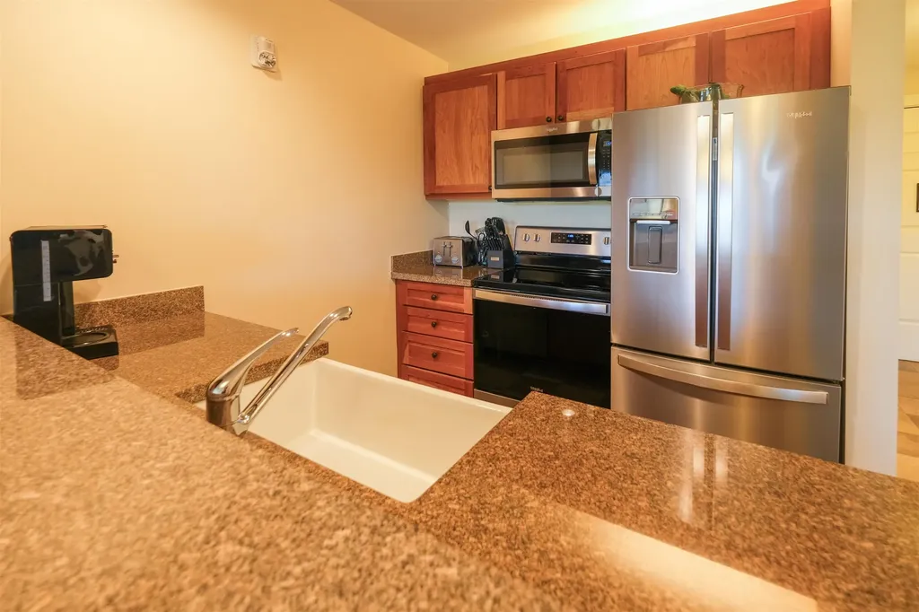 714/716 Qiii Jackson Gore Adams House Road Ludlow VT 05149