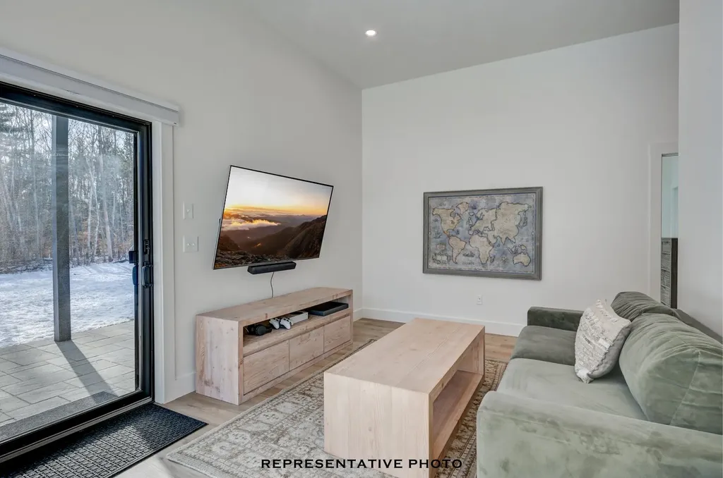 21 Hidden Glade Drive Bartlett NH 03845