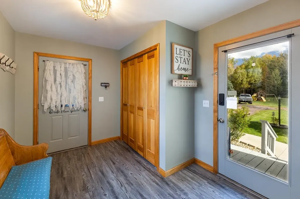 2 Maynard Court Grand Isle VT 05458