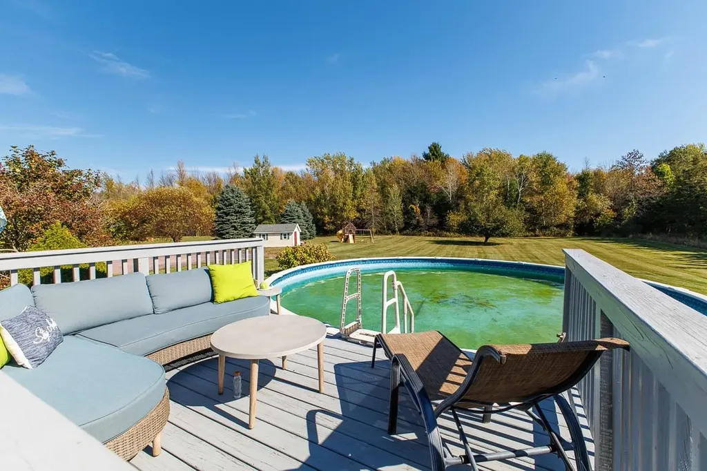 2 Maynard Court Grand Isle VT 05458