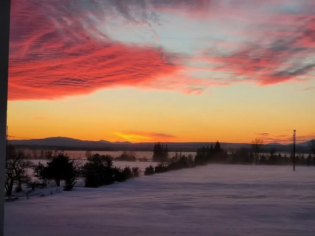 2 Maynard Court Grand Isle VT 05458