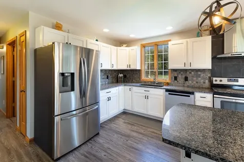 2 Maynard Court Grand Isle VT 05458