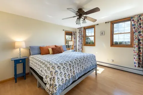 2 Maynard Court Grand Isle VT 05458