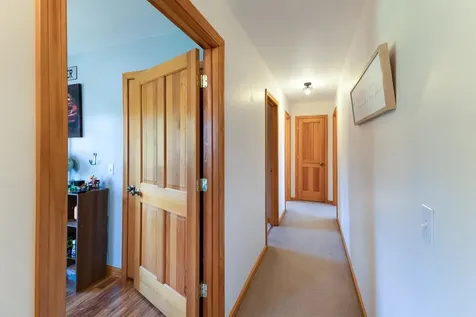 2 Maynard Court Grand Isle VT 05458