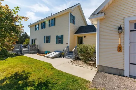 2 Maynard Court Grand Isle VT 05458