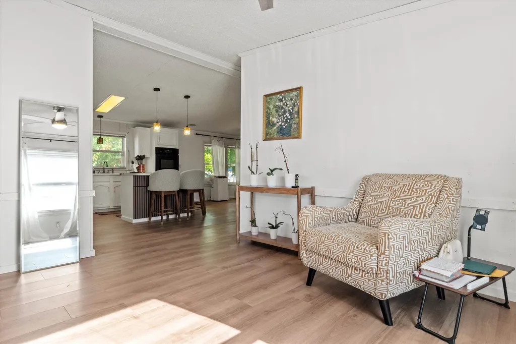 1 Longwood Lane Merrimack NH 03054