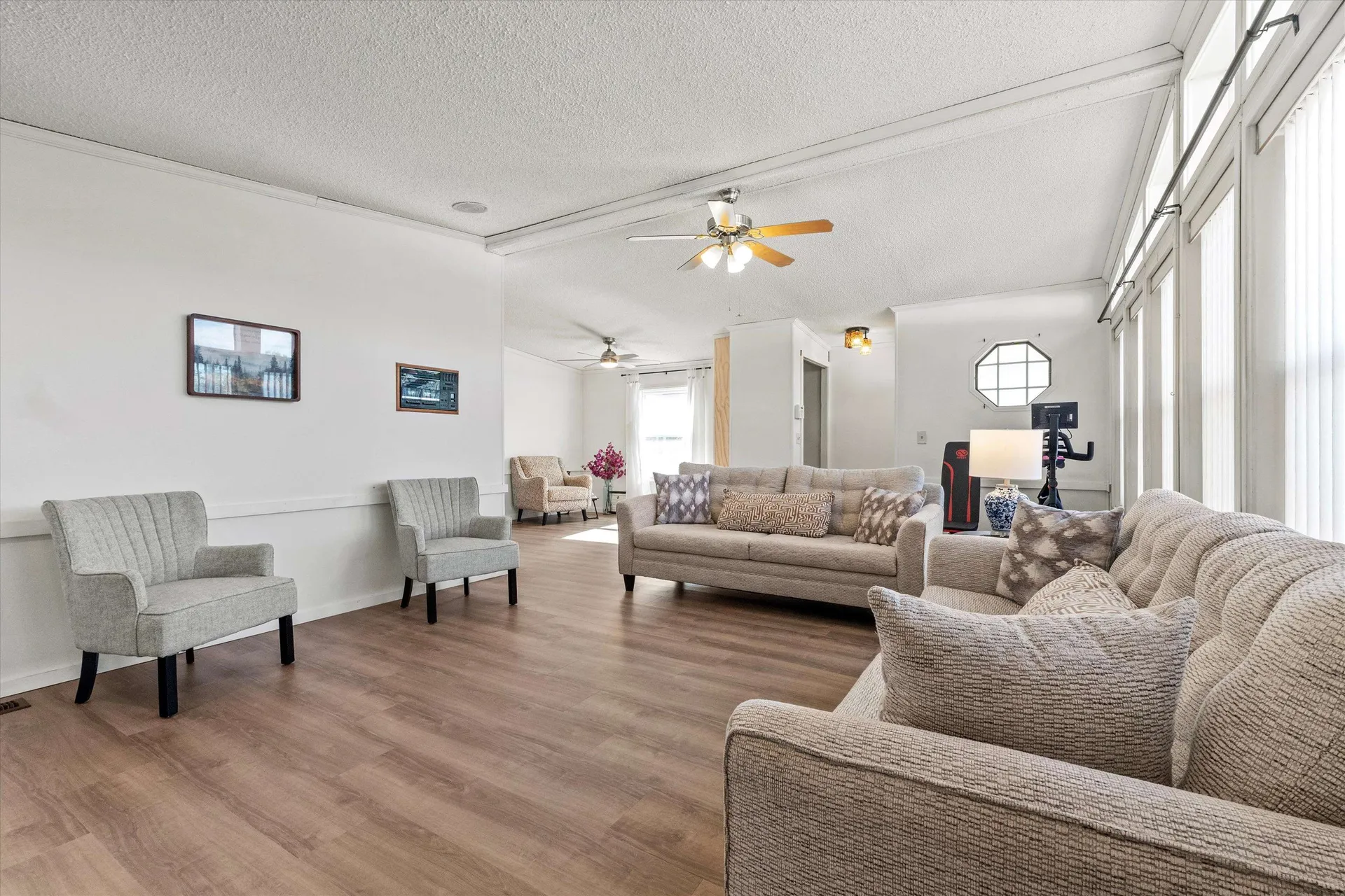 1 Longwood Lane Merrimack NH 03054