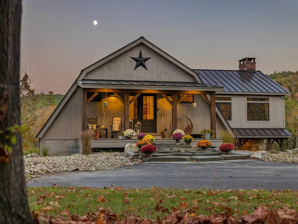 14 Hurricane Road Westmoreland NH 03467