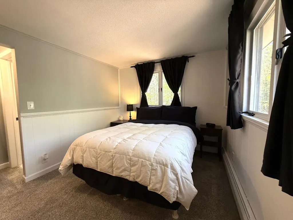 66 Hilltop Road Londonderry VT 05155