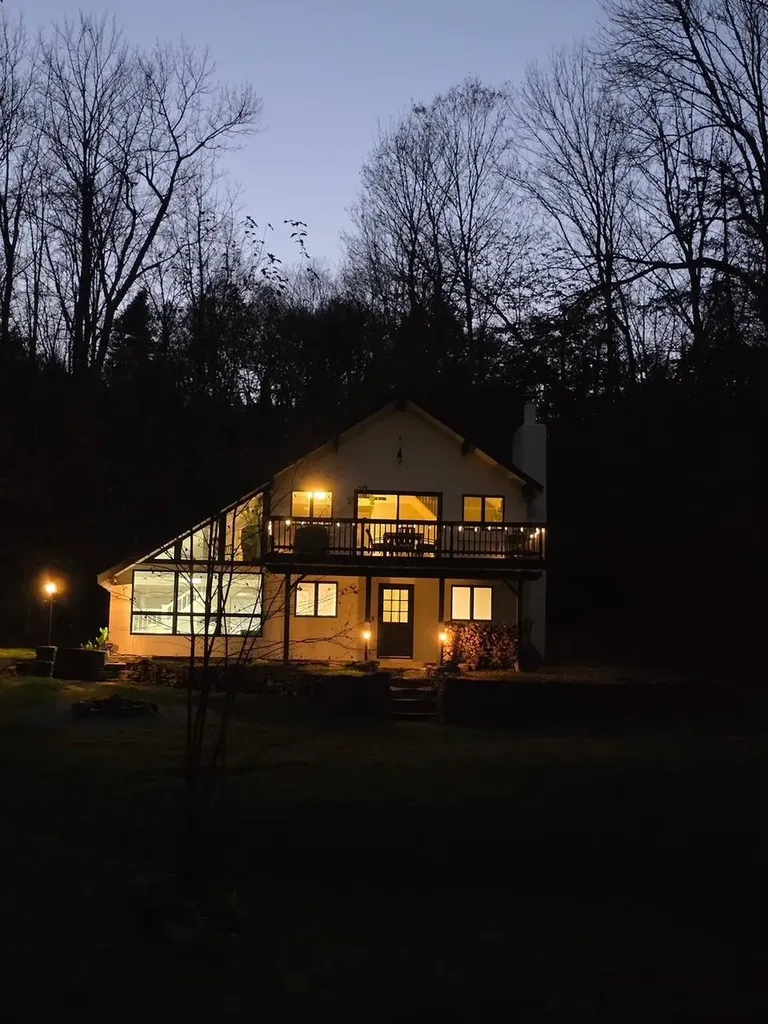 66 Hilltop Road Londonderry VT 05155