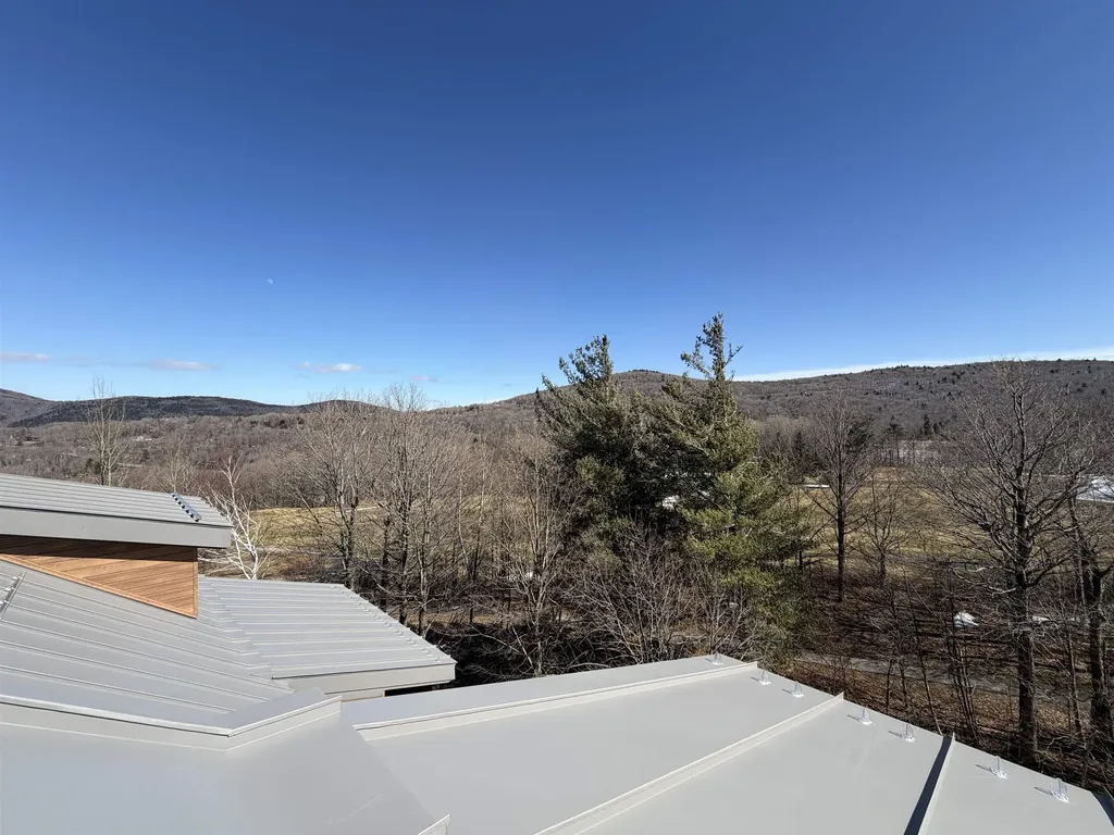 137 East Mountain Road Killington VT 05751