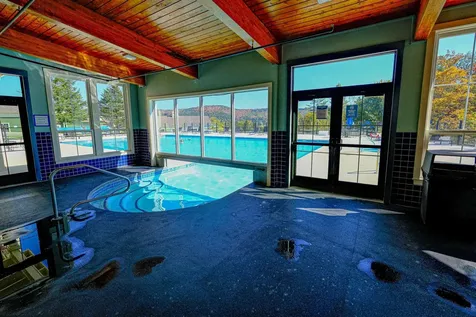 212 Qiii Jackson Gore Inn Ludlow VT 05149