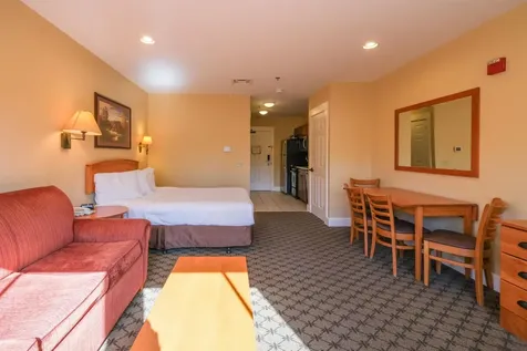 212 Qiii Jackson Gore Inn Ludlow VT 05149