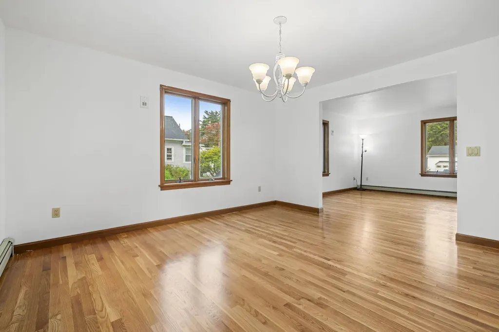 361 Laydon Street Manchester NH 03109