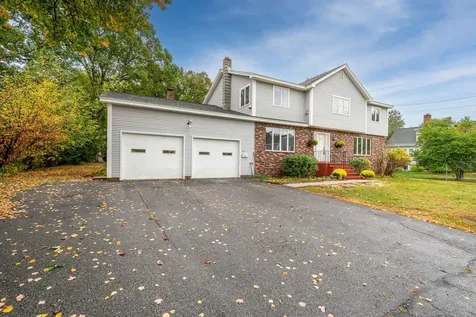 361 Laydon Street Manchester NH 03109