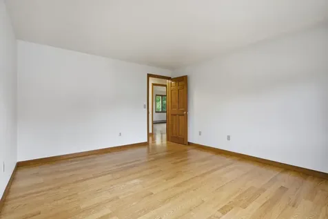 361 Laydon Street Manchester NH 03109