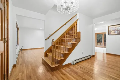 361 Laydon Street Manchester NH 03109