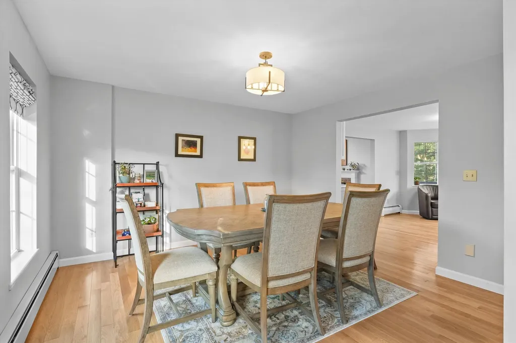 27 Village Drive Atkinson NH 03811