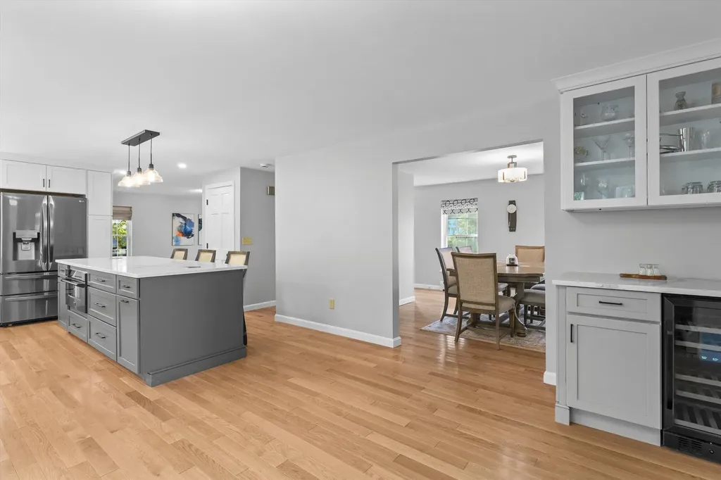 27 Village Drive Atkinson NH 03811