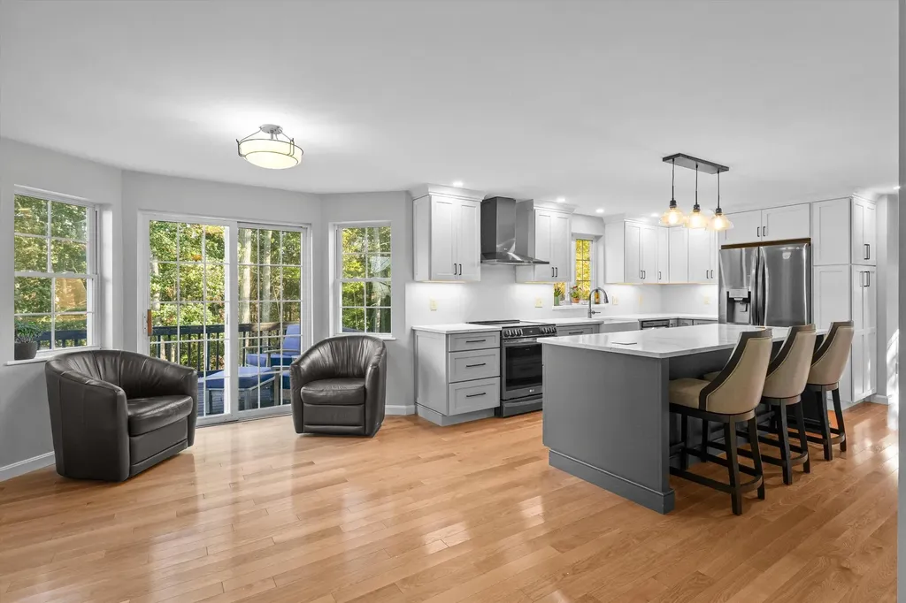 27 Village Drive Atkinson NH 03811