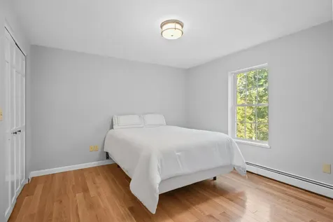 27 Village Drive Atkinson NH 03811