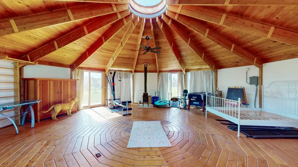 2137 N. Bingham Street Cornwall VT 05753