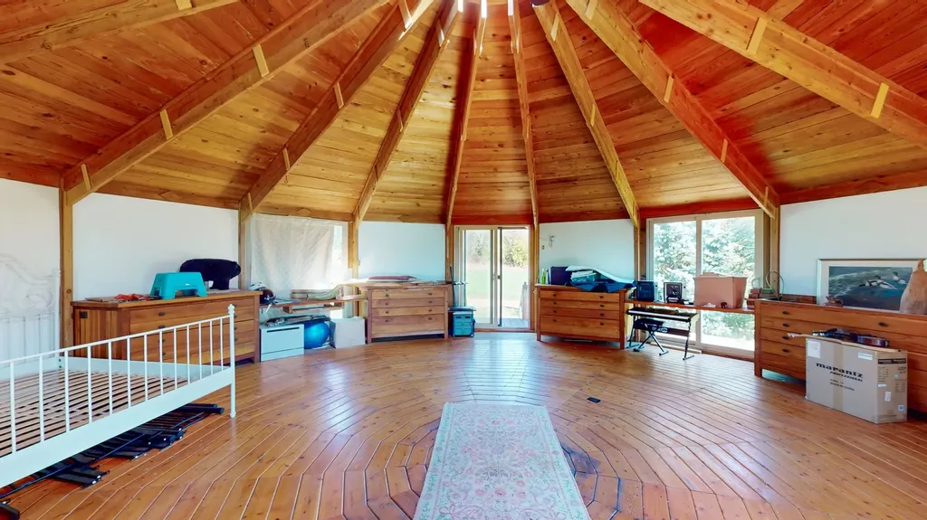 2137 N. Bingham Street Cornwall VT 05753