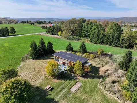 2137 N. Bingham Street Cornwall VT 05753