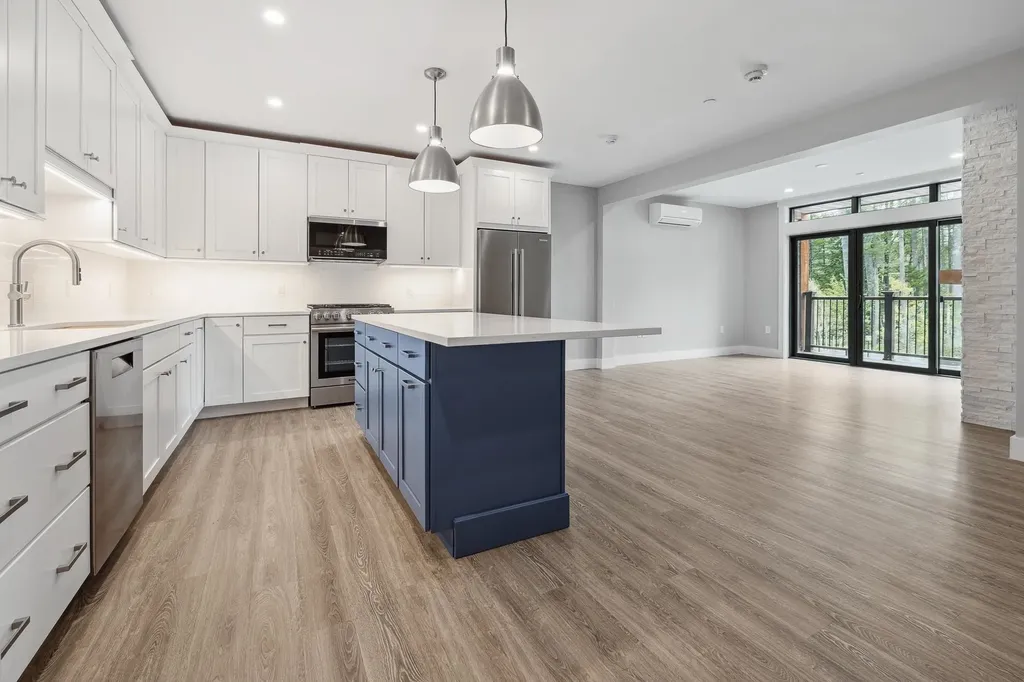 243 Skimobile Road Conway NH 03860