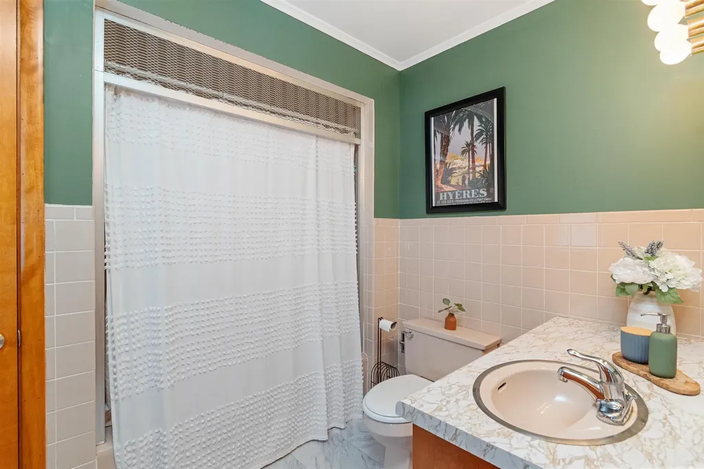 49 Hill Street Barre City VT 05641-4228