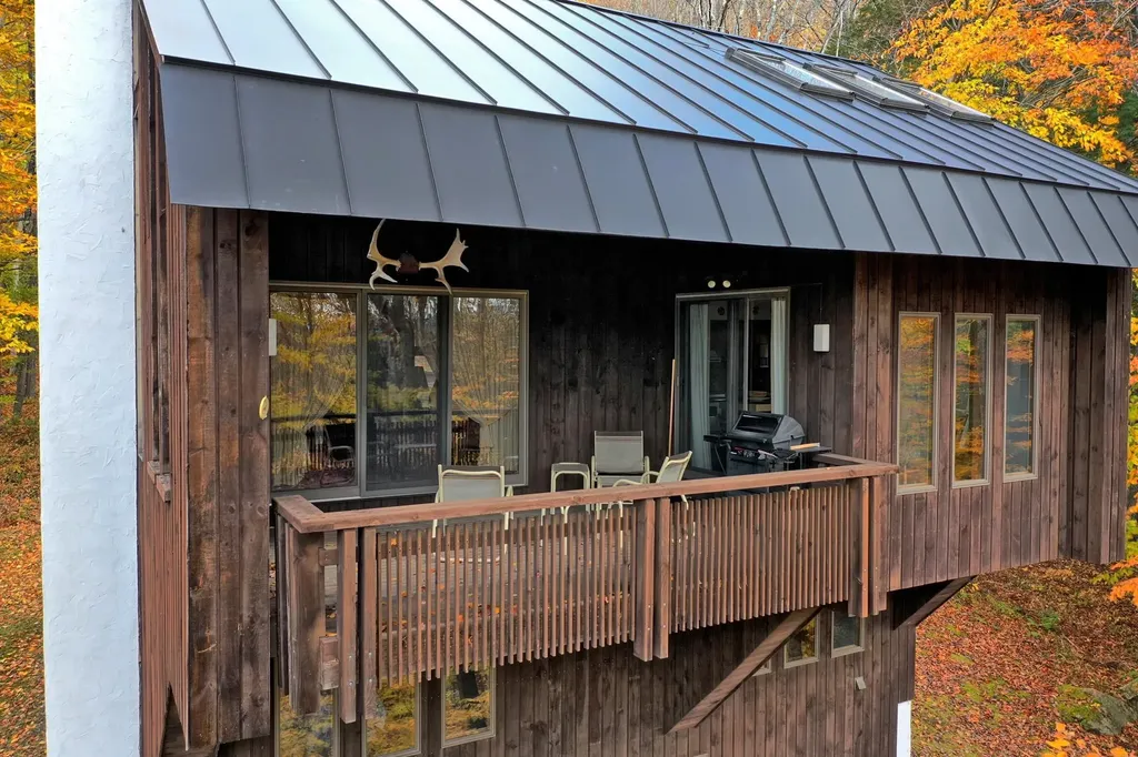 493 Kestrell Drive Plymouth VT 05056