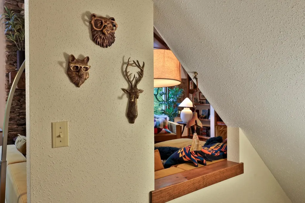 493 Kestrell Drive Plymouth VT 05056