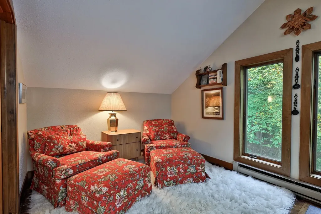 493 Kestrell Drive Plymouth VT 05056