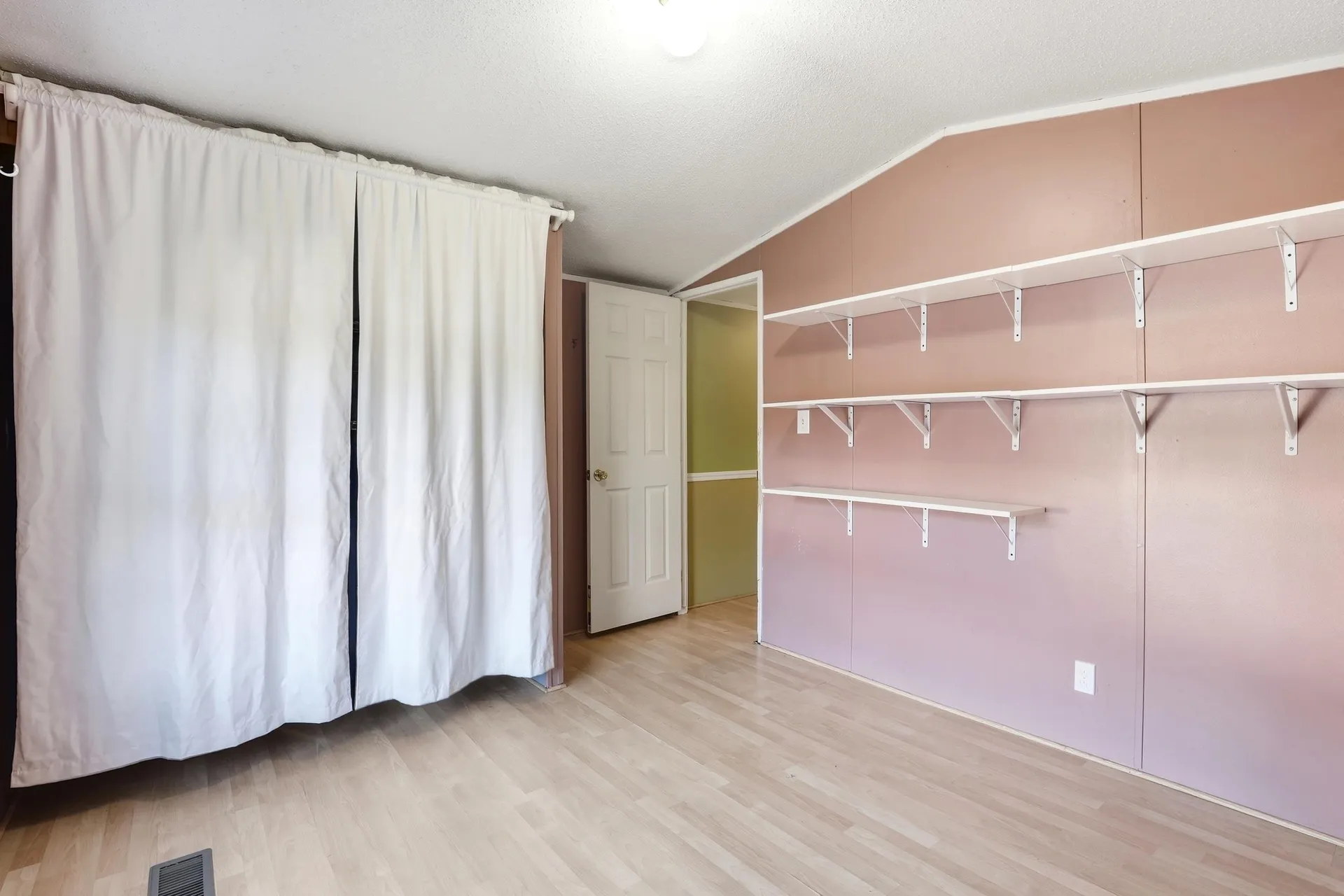 10 Lane Drive Allenstown NH 03275