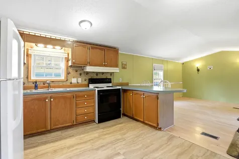 10 Lane Drive Allenstown NH 03275