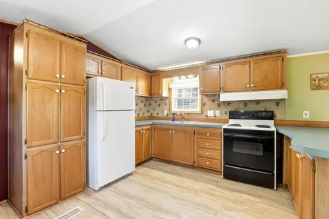 10 Lane Drive Allenstown NH 03275