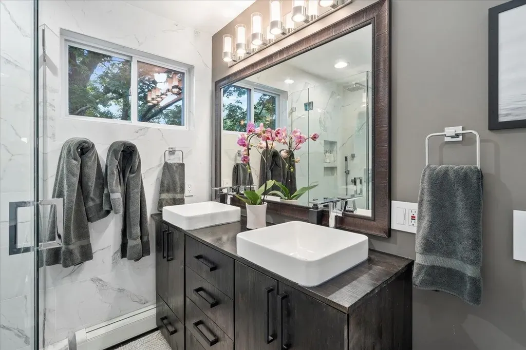 165 Taylor Street Manchester NH 03103